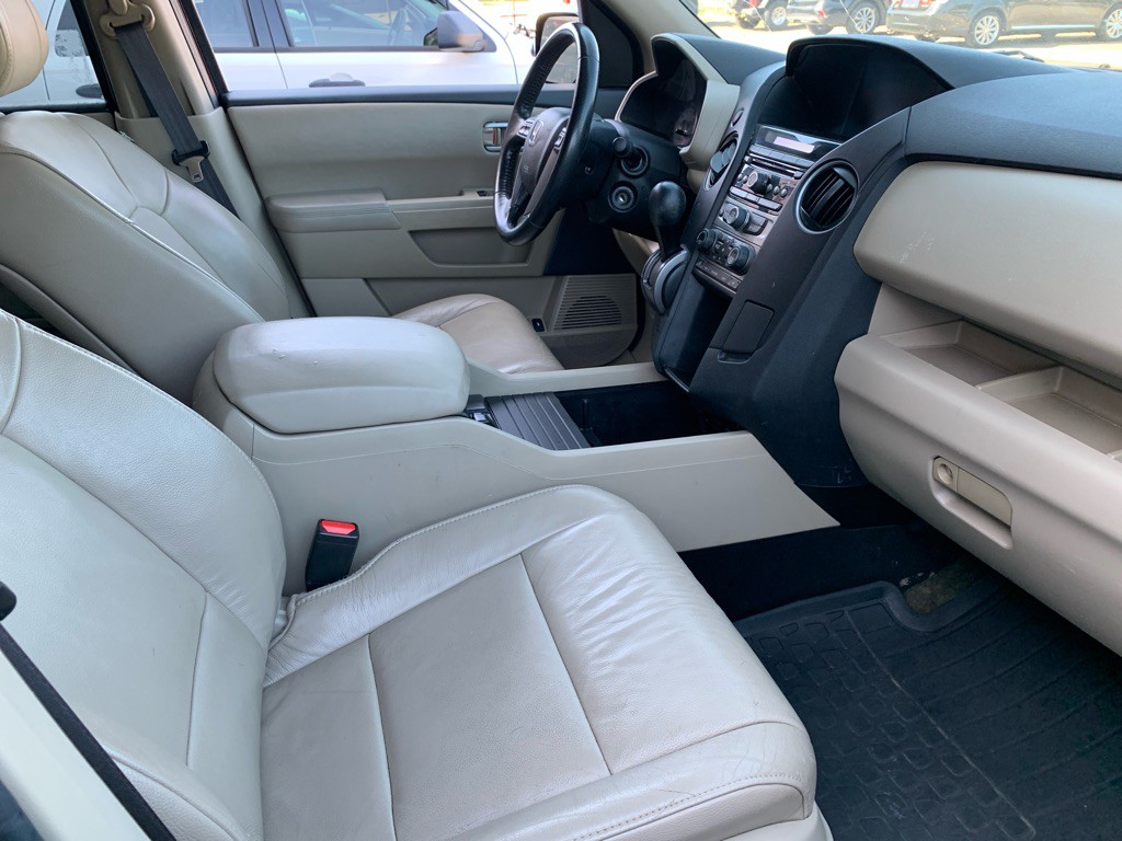 2015 Honda Pilot Image 14