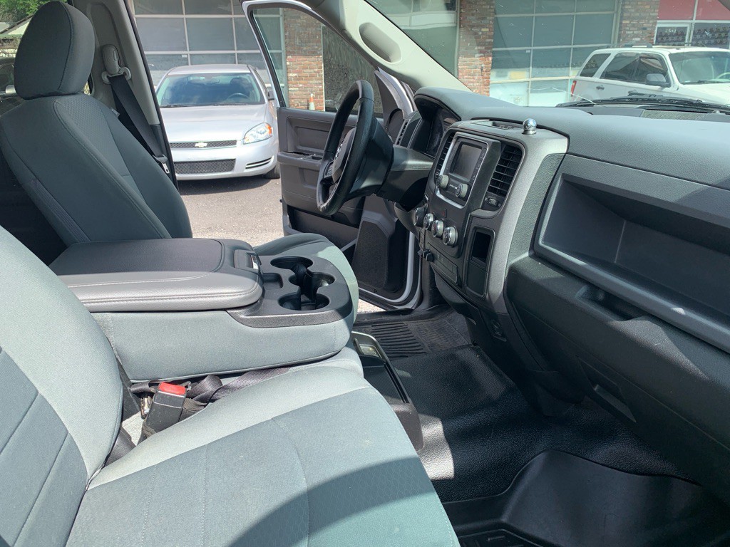 2016 RAM 1500 Image 12