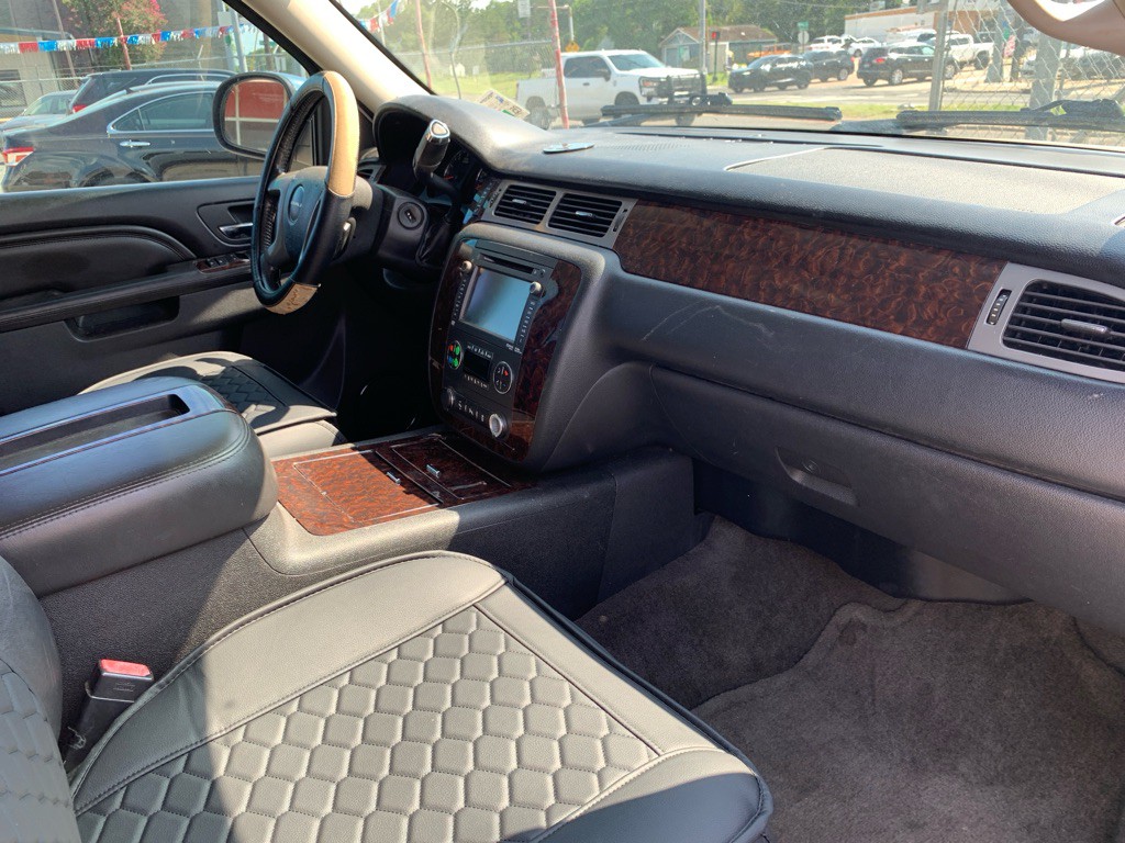 2012 GMC Yukon Image 12