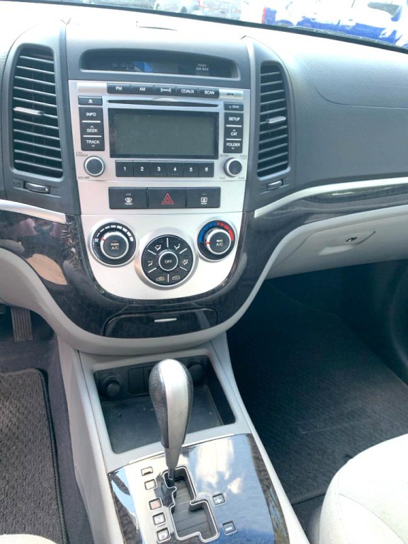 2009 Hyundai Santa Fe Image 8