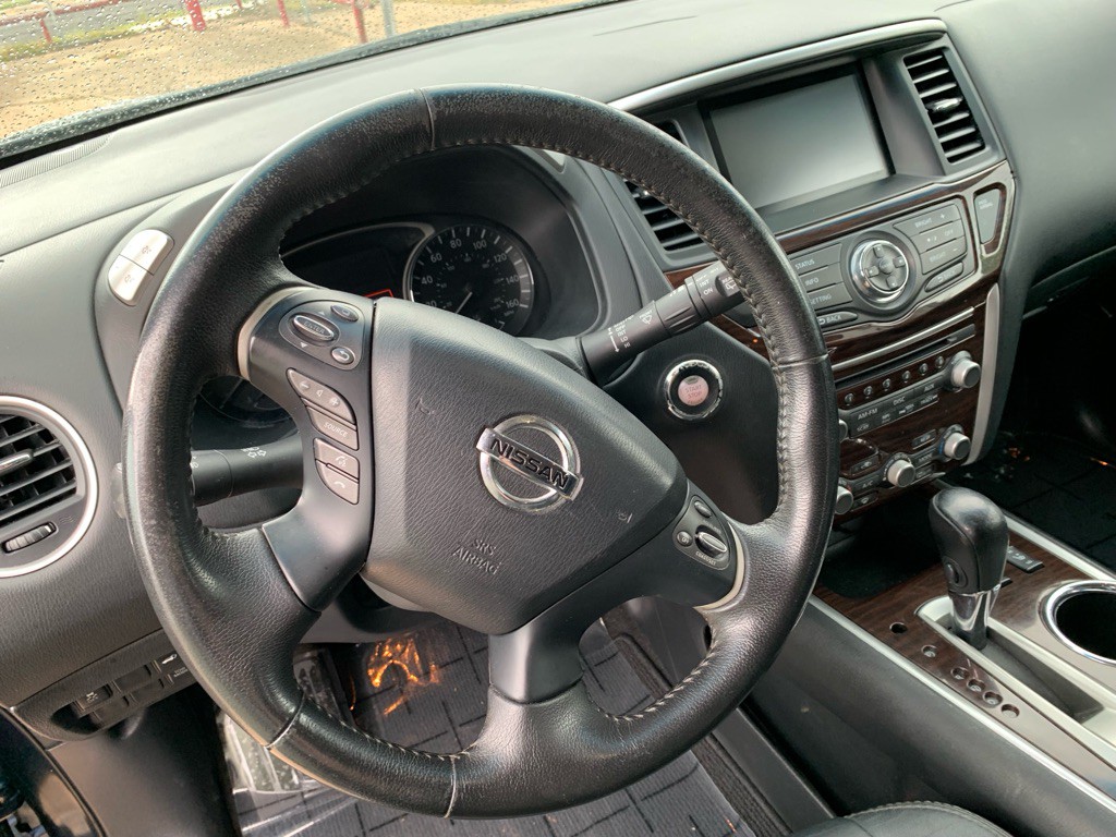2014 Nissan Pathfinder Image 9