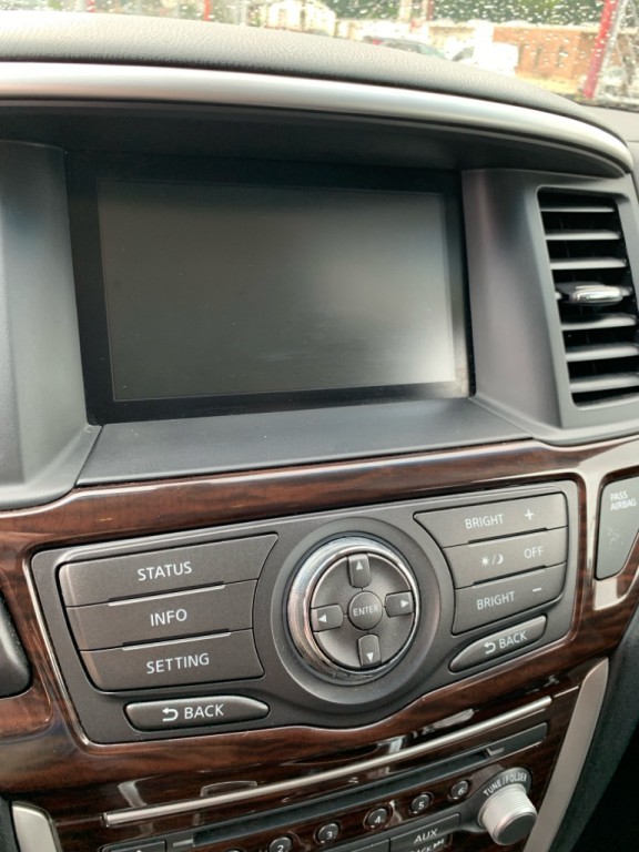 2014 Nissan Pathfinder Image 15