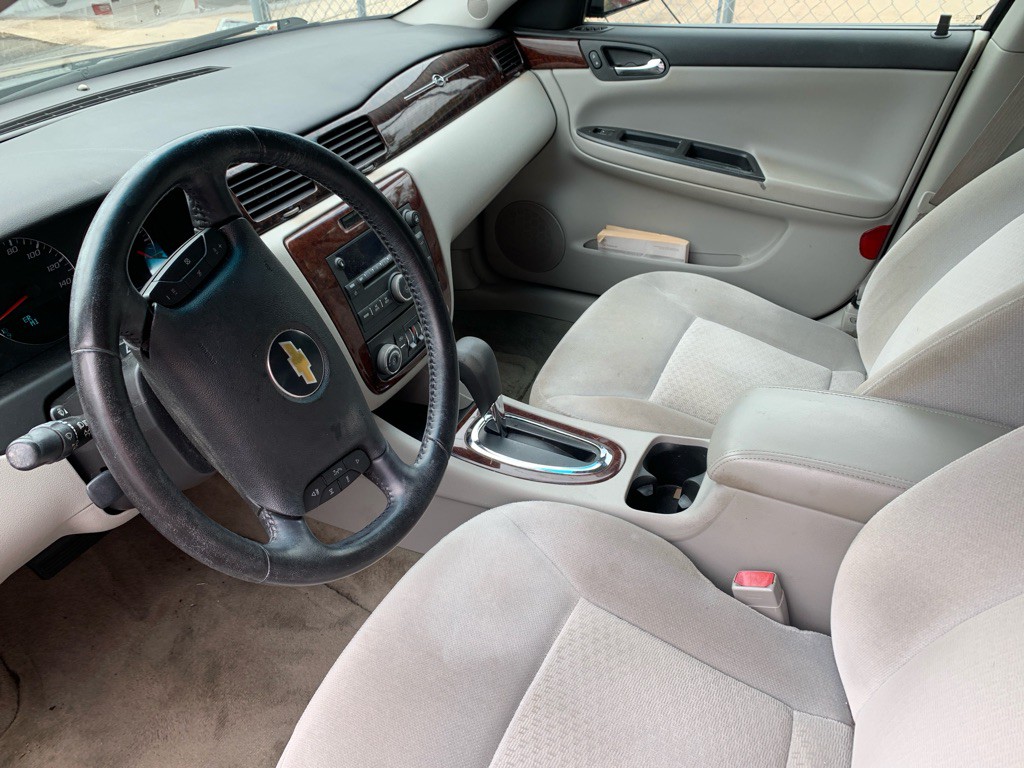 2011 Chevrolet Impala Image 6