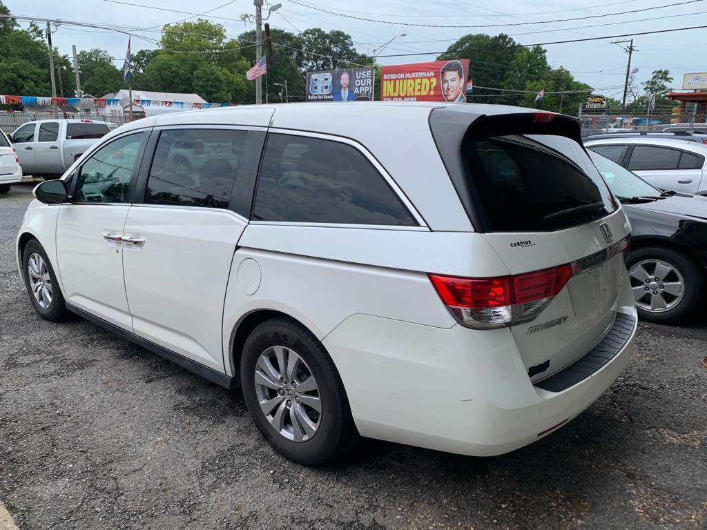 2015 Honda Odyssey Image 4
