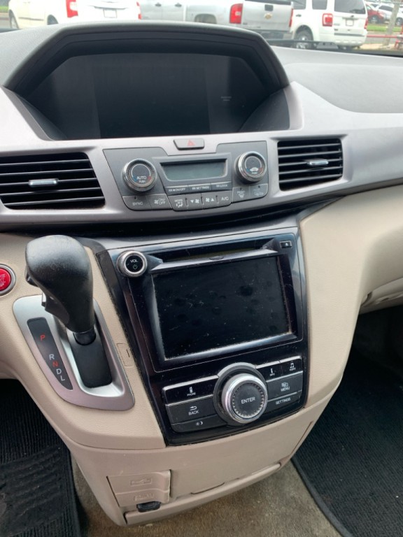 2015 Honda Odyssey Image 7