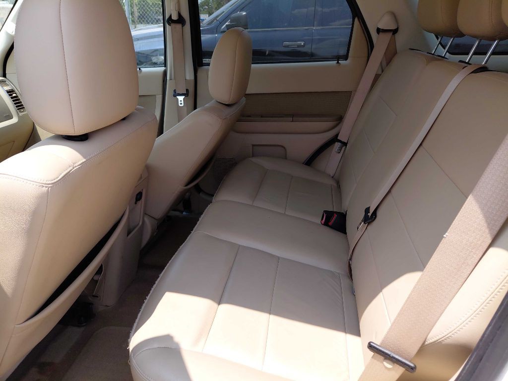 2010 Ford Escape Image 7