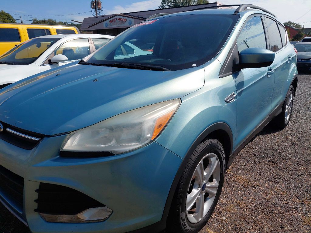 2013 Ford Escape Image 2