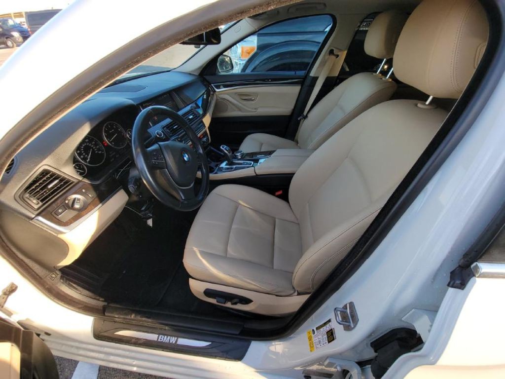 2016 BMW 5 Series Image 7