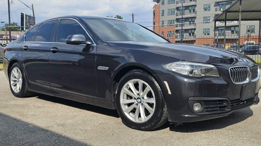 2015 BMW 5 Series Image 8