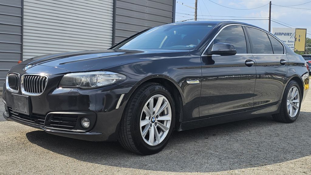 2015 BMW 5 Series Image 10