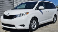Image for 2015 Toyota Sienna LE ID: 6933657