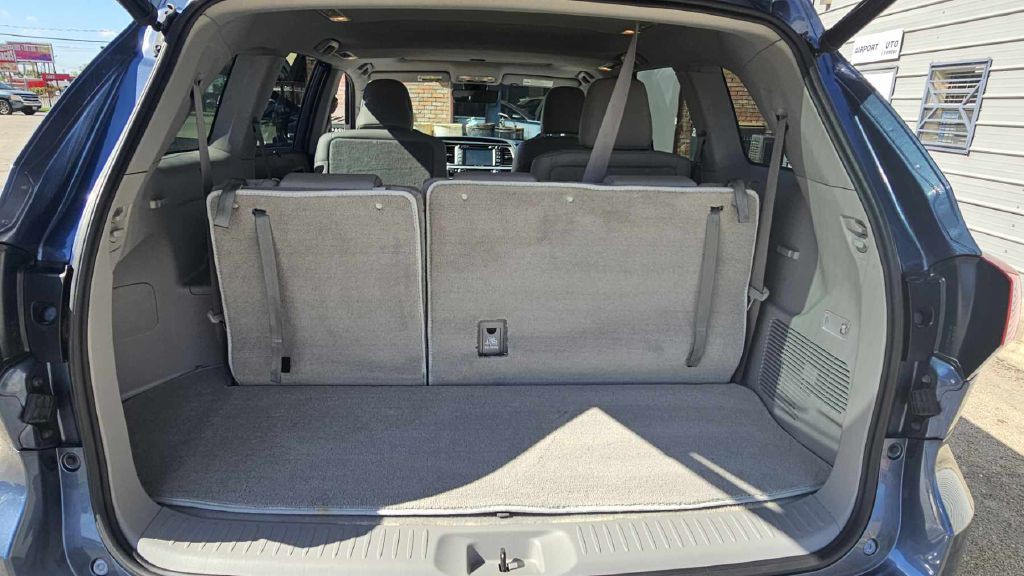 2019 Toyota Highlander Image 14
