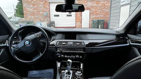 2013 BMW 5 Series Image 15