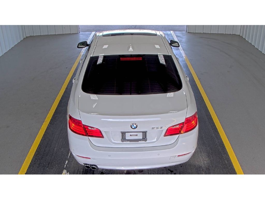 2016 BMW 5 Series Image 5