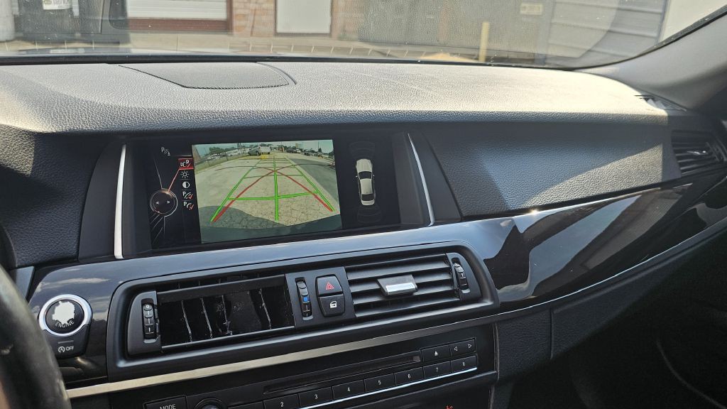 2015 BMW 5 Series Image 21