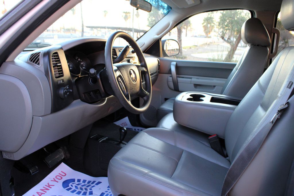 2013 Chevrolet Silverado 1500 Image 8