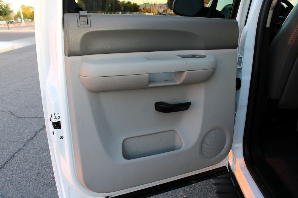 2013 Chevrolet Silverado 1500 Image 13