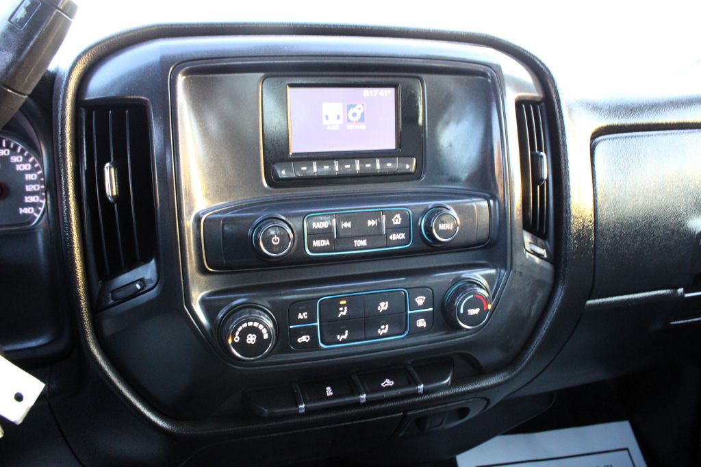 2015 Chevrolet Silverado 1500 Image 11