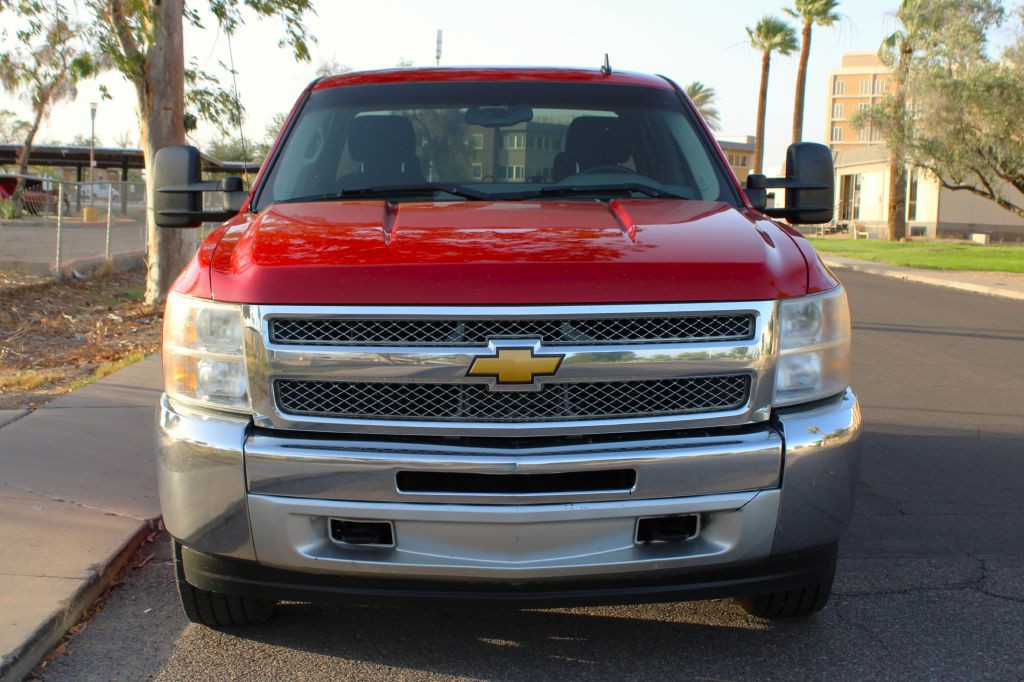 2013 Chevrolet Silverado 1500 Image 2