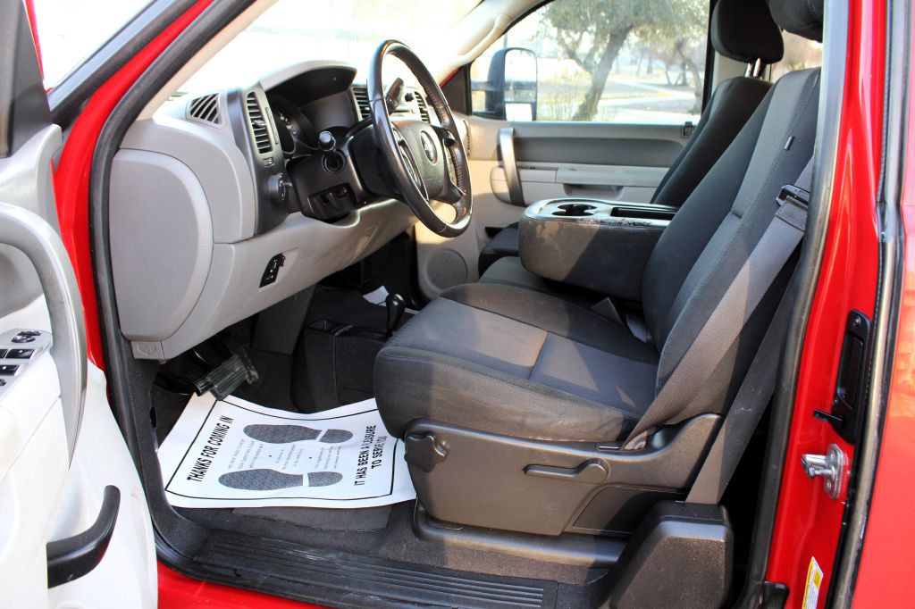 2013 Chevrolet Silverado 1500 Image 8