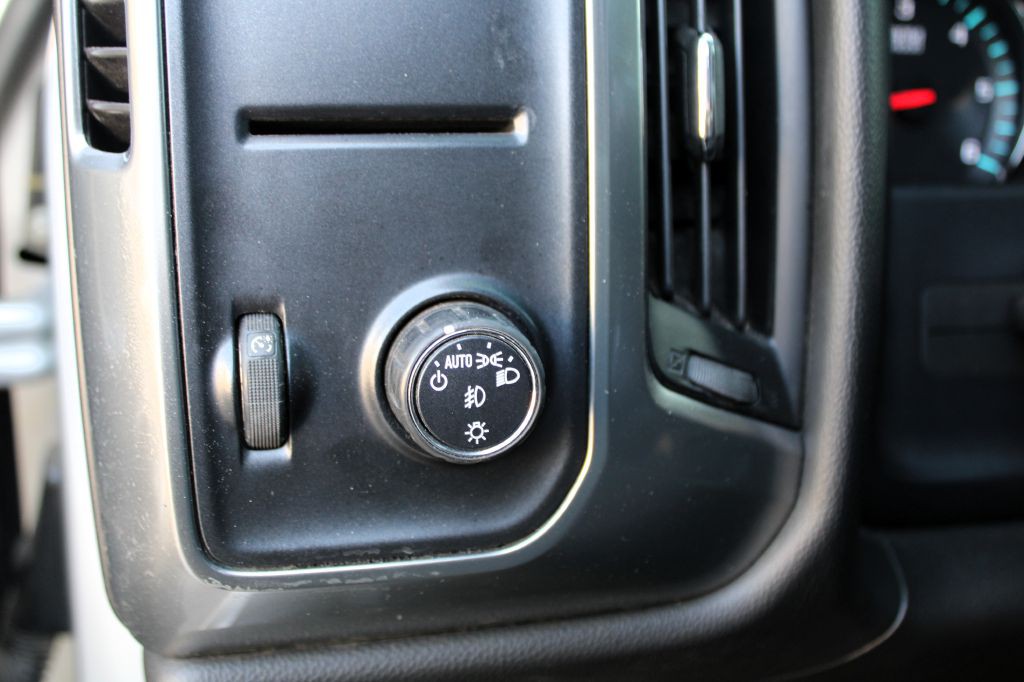 2017 Chevrolet Silverado 1500 Image 9