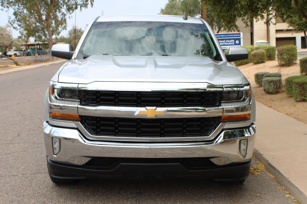 2017 Chevrolet Silverado 1500 Image 2