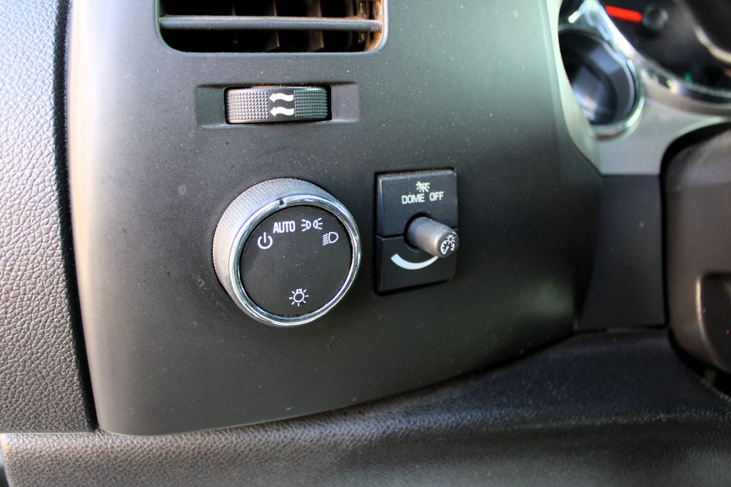 2012 Chevrolet Silverado 1500 Image 9