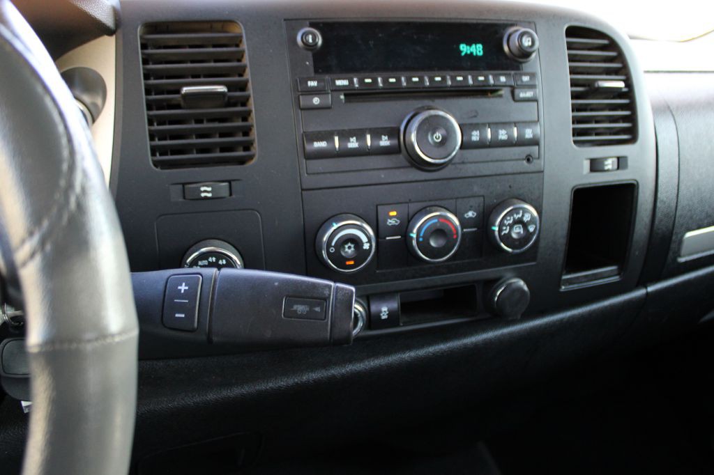 2012 Chevrolet Silverado 1500 Image 12