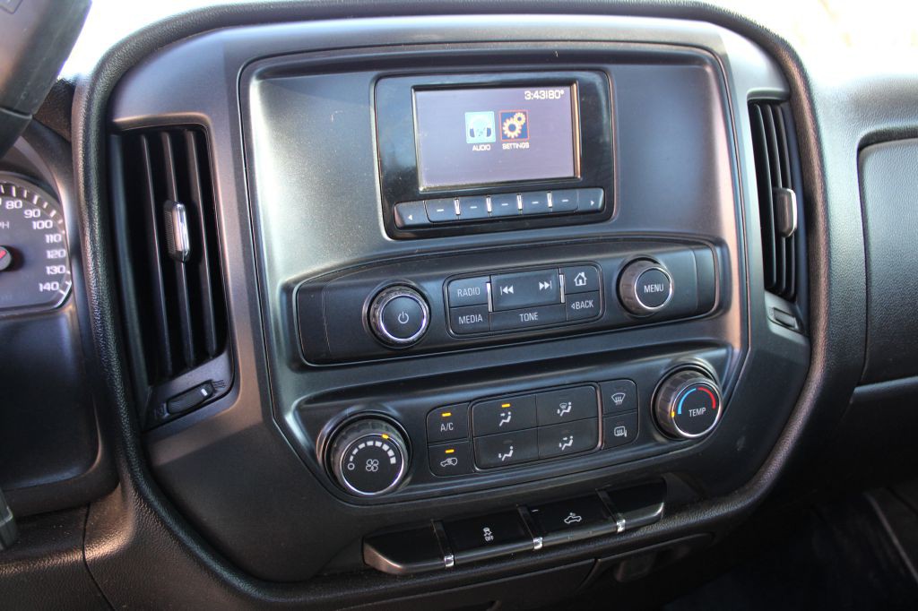 2015 Chevrolet Silverado 1500 Image 11