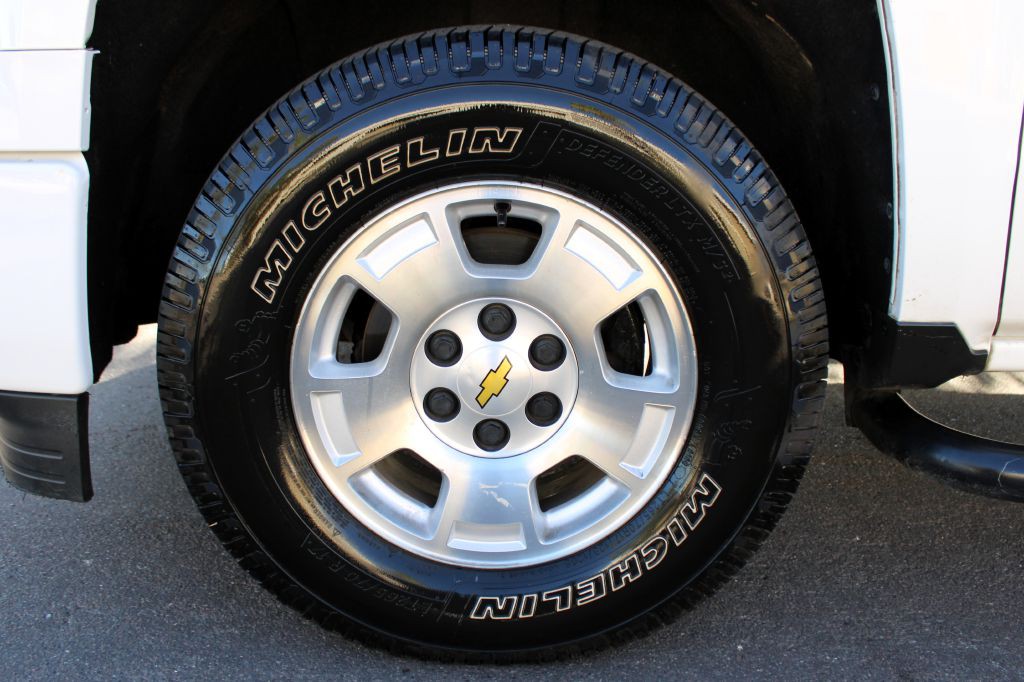 2015 Chevrolet Silverado 1500 Image 18