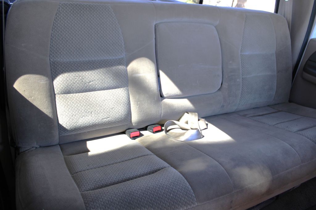 2003 Ford F-250 Image 18