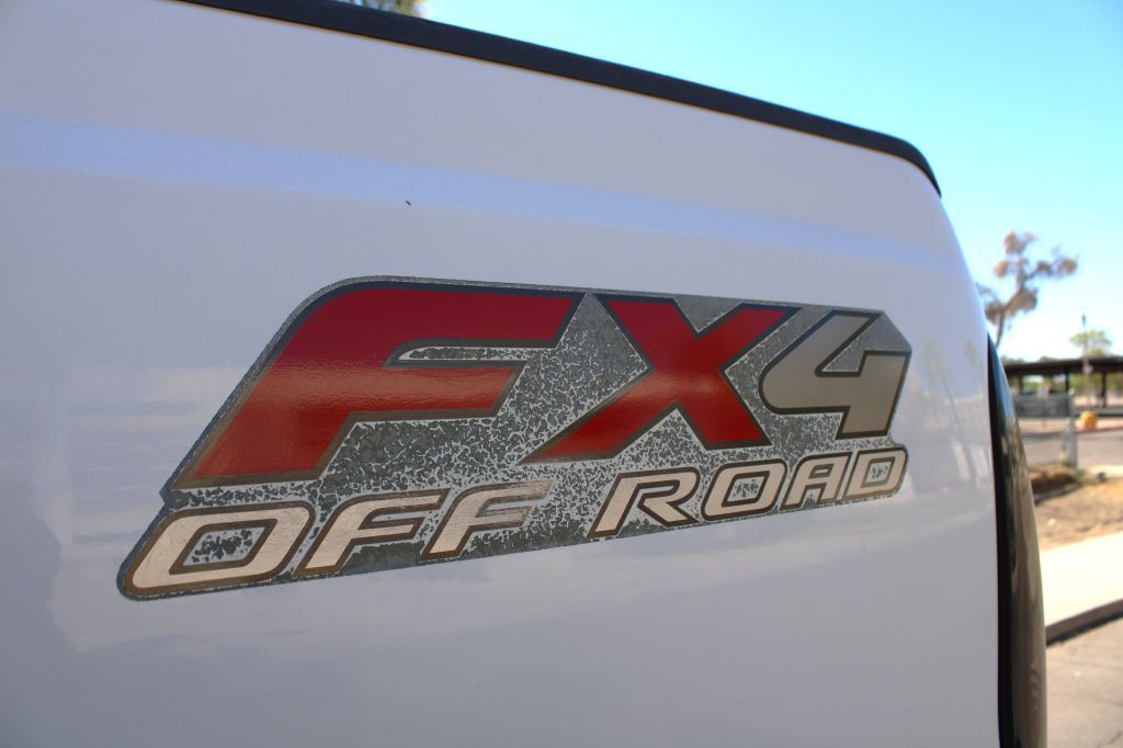 2003 Ford F-250 Image 25