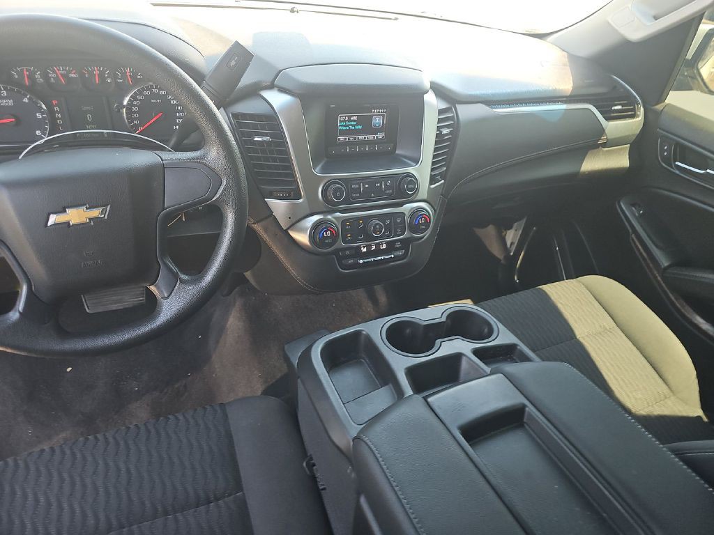 2017 Chevrolet Tahoe Image 9