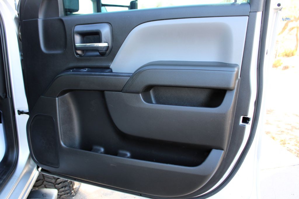 2016 Chevrolet Silverado 1500 Image 18