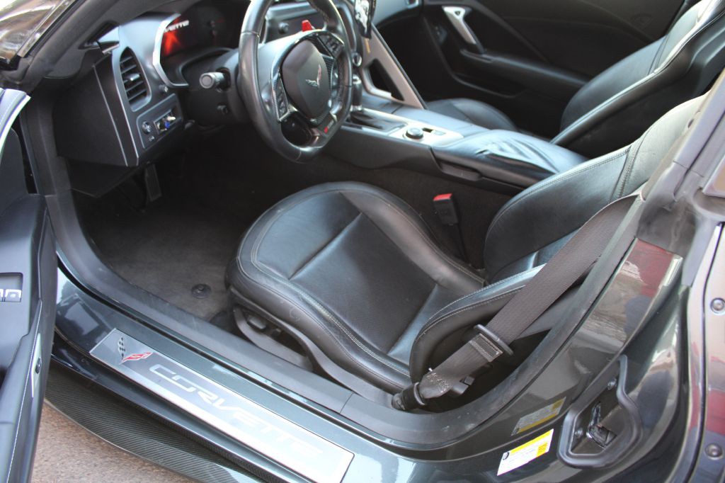 2017 Chevrolet Corvette Image 12