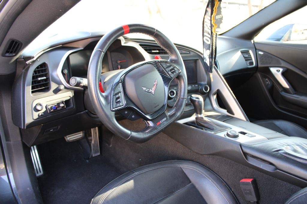2017 Chevrolet Corvette Image 13