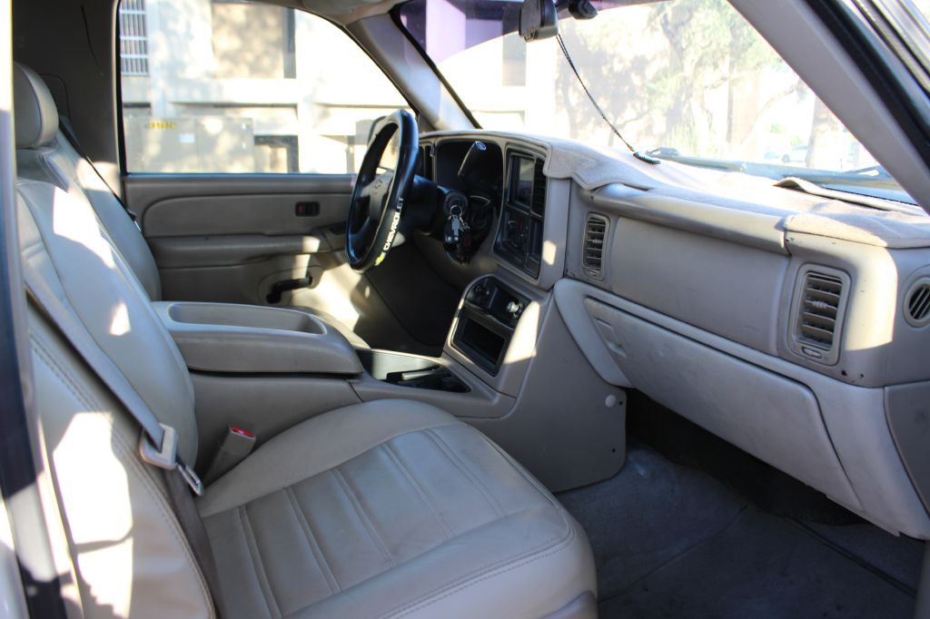 2005 Chevrolet Silverado 1500 Image 12