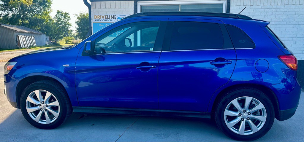 2015 Mitsubishi Outlander Image 7