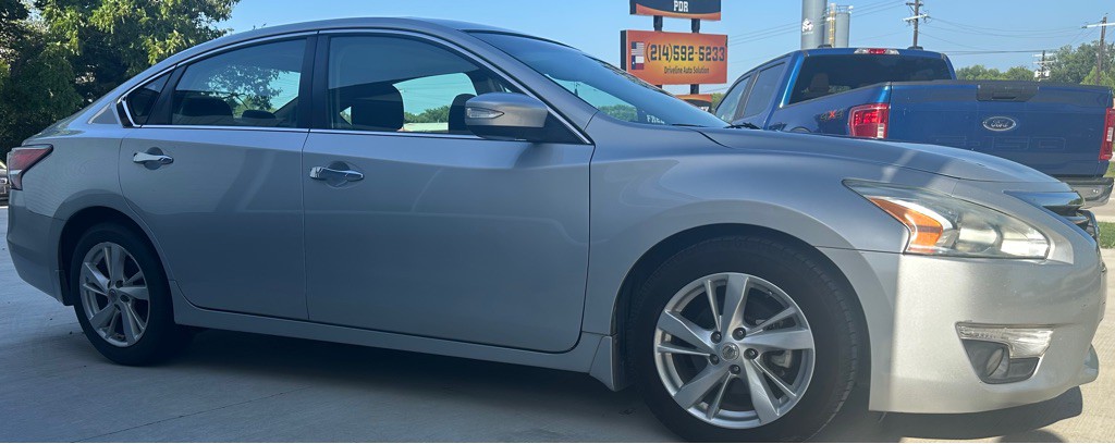 2014 Nissan Altima Image 4