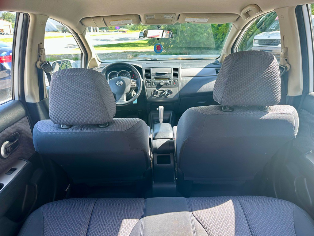 2009 Nissan Versa Image 17