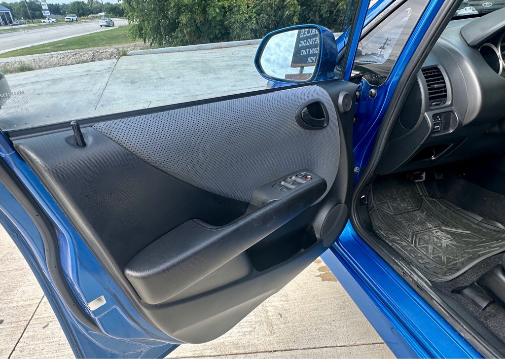 2008 Honda Fit Image 9