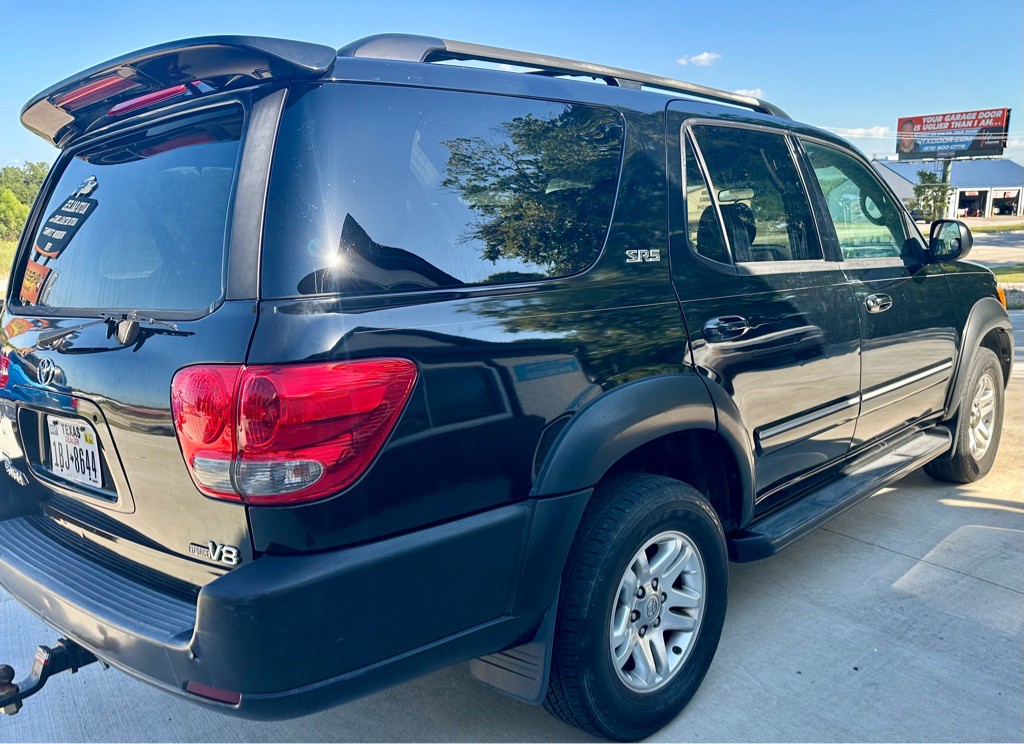 2006 Toyota Sequoia Image 4