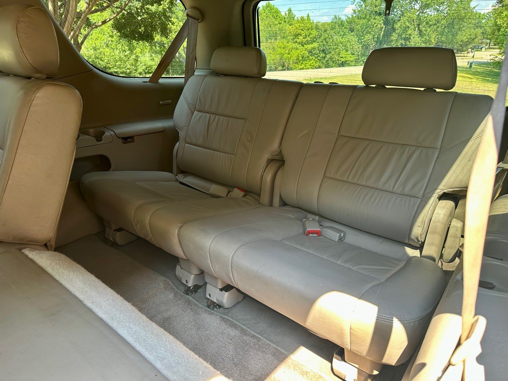 2006 Toyota Sequoia Image 8