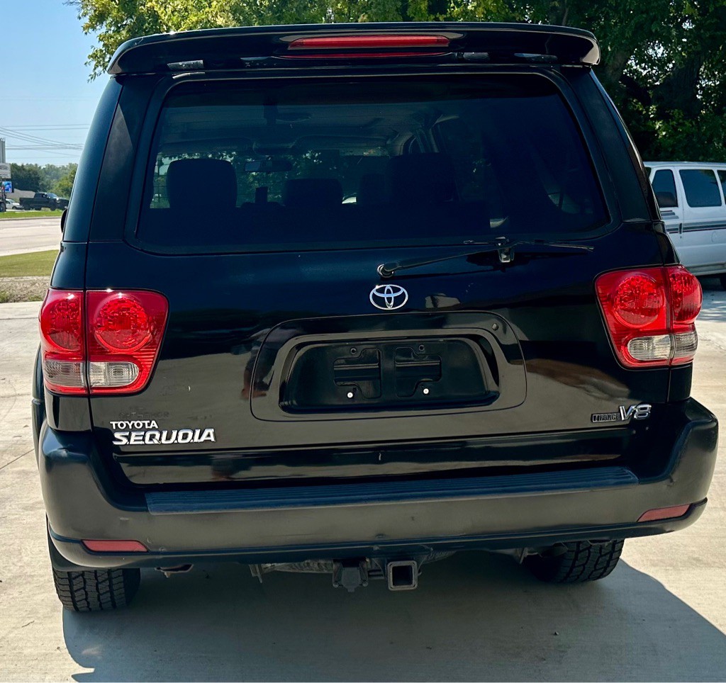 2006 Toyota Sequoia Image 5
