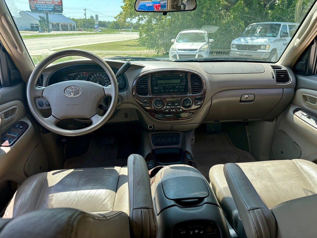 2006 Toyota Sequoia Image 8