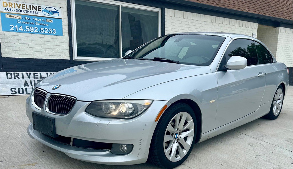 2011 BMW 3 Series Image 7
