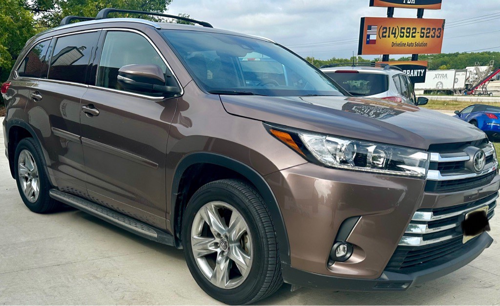 2019 Toyota Highlander Image 3
