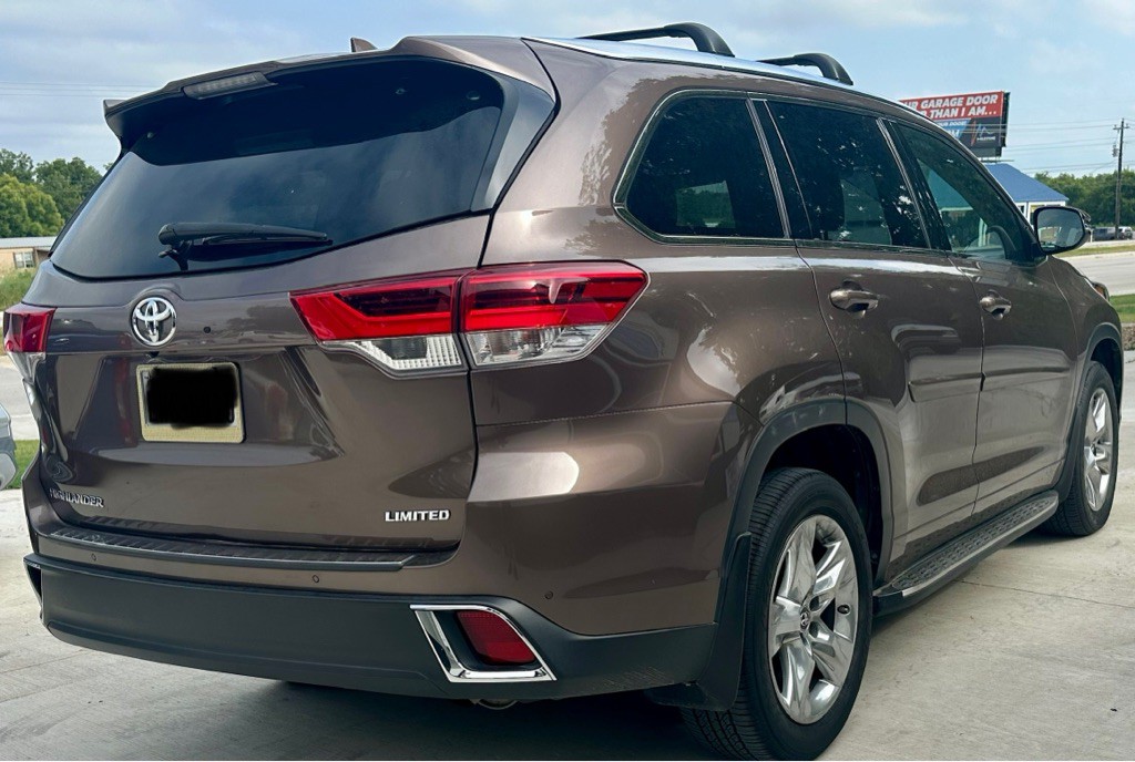 2019 Toyota Highlander Image 8