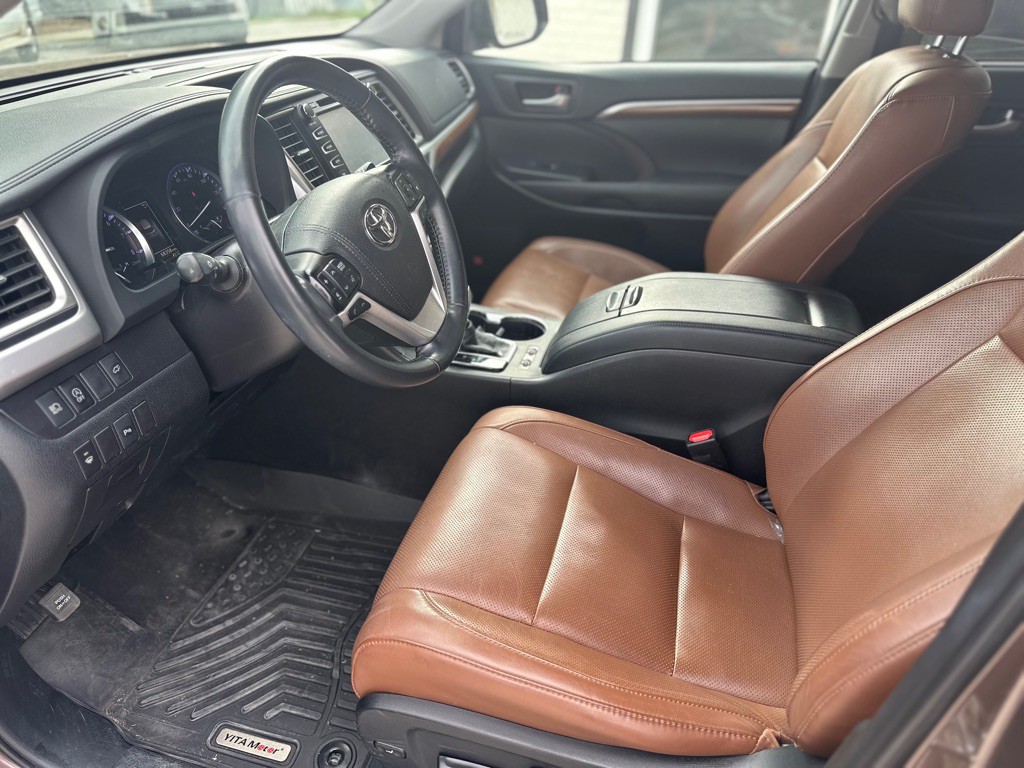 2019 Toyota Highlander Image 10