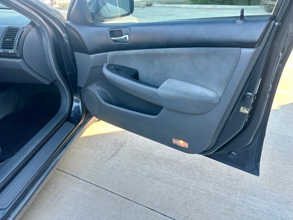 2006 Honda Accord Image 10